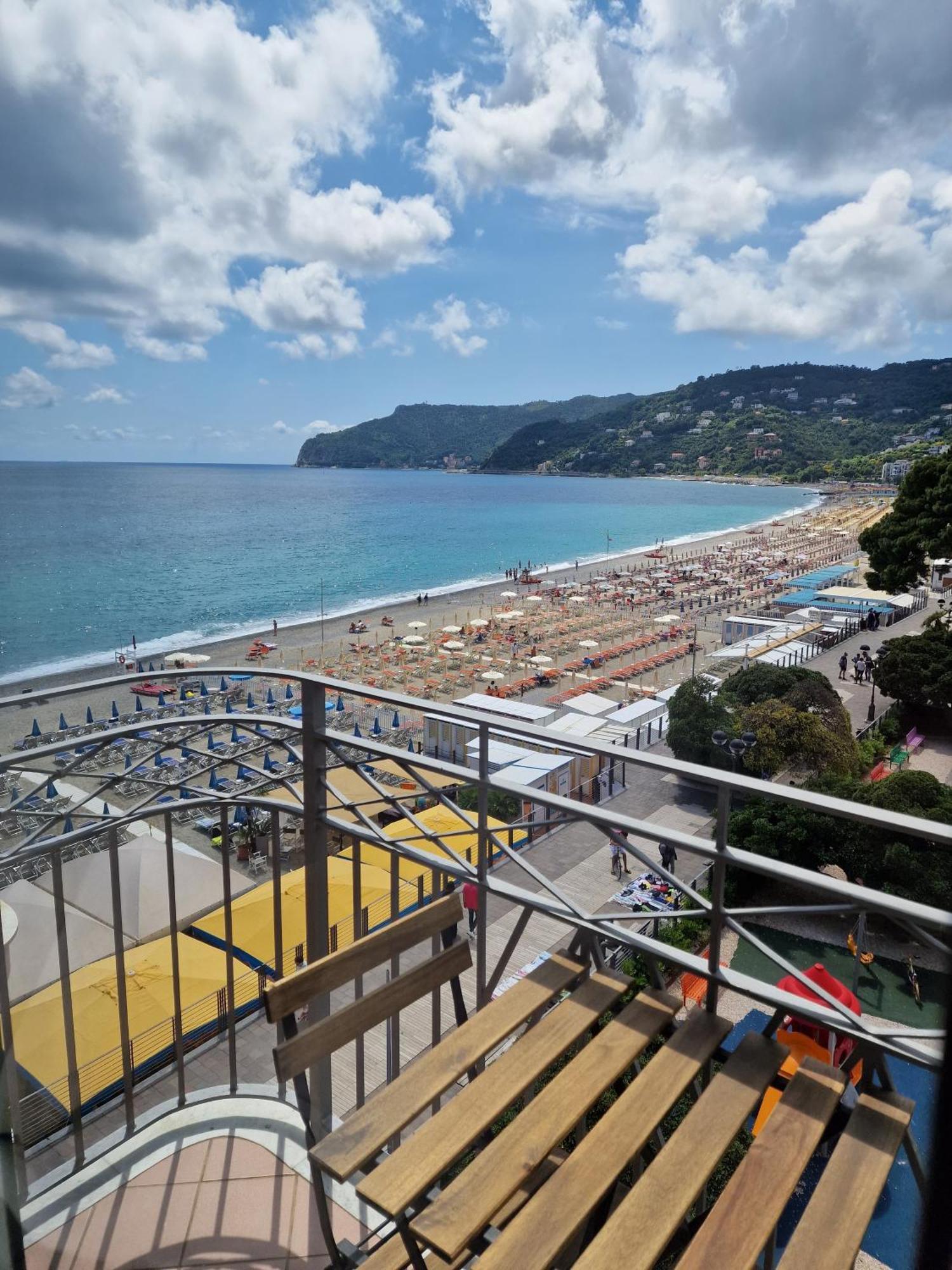Hotel Miramare Spotorno Luaran gambar