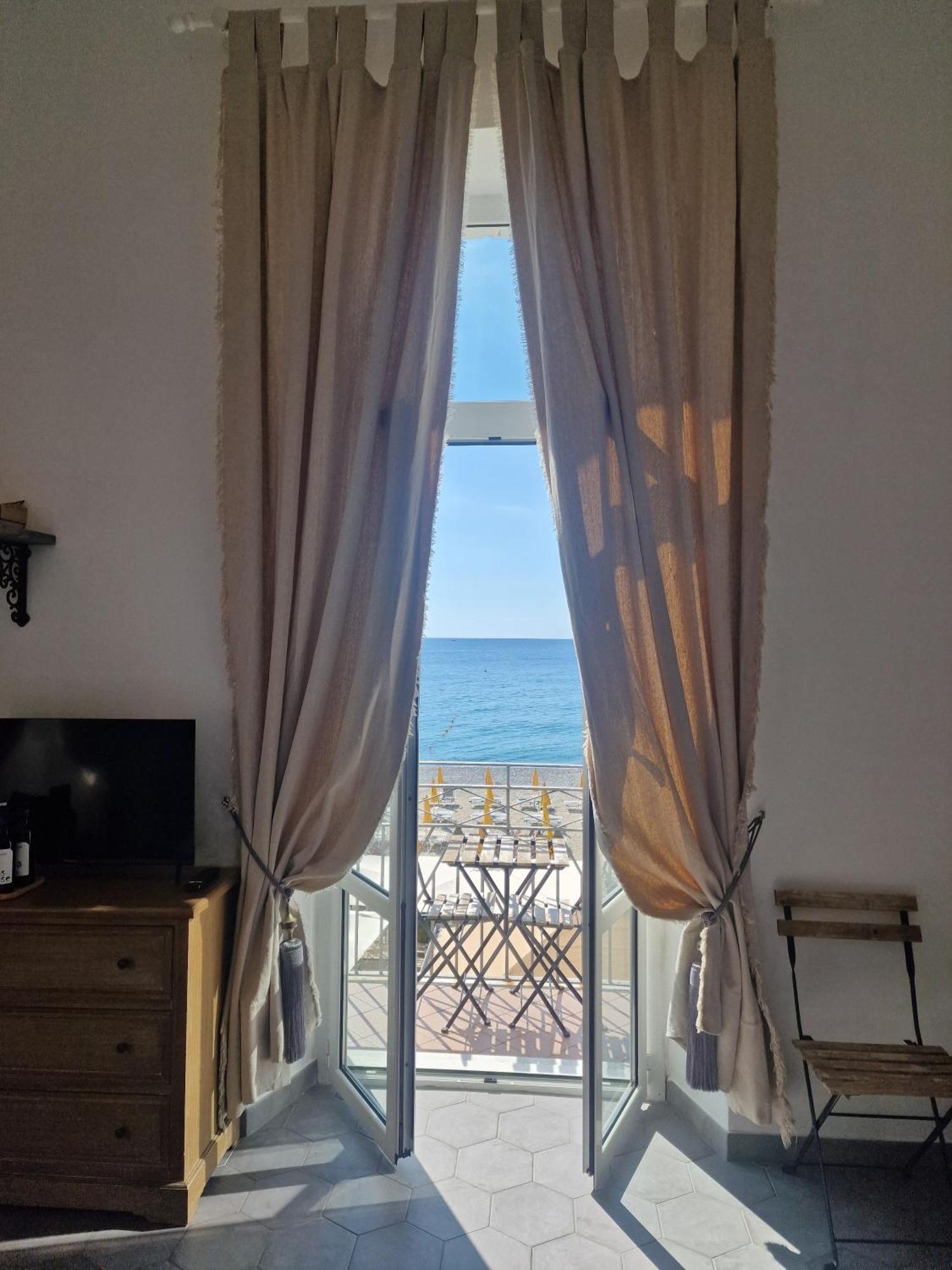 Hotel Miramare Spotorno Luaran gambar