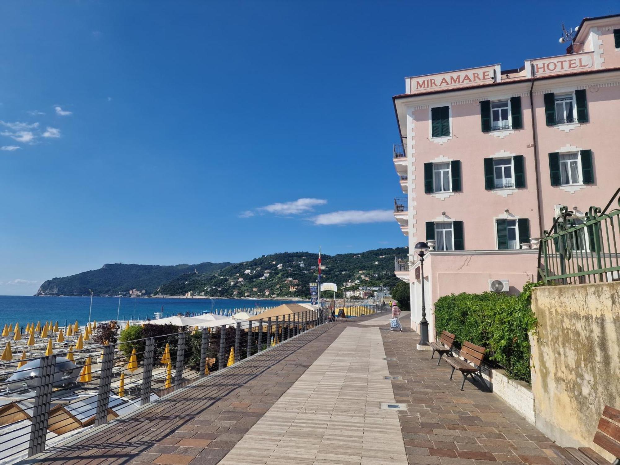 Hotel Miramare Spotorno Luaran gambar